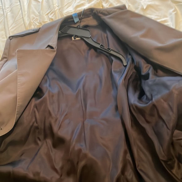 CHRISTIAN DIOR Brown Trench Coat - Picture 13 of 13